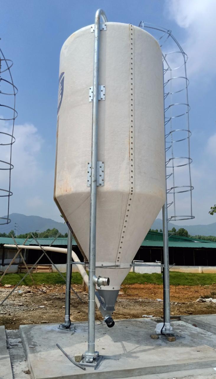 Silo Chứa Cám NK Italia( 3 chân)