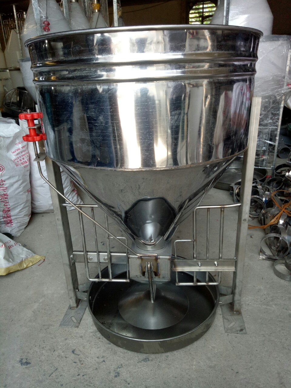 Máng ăn cho lợn toàn bộ inox 430